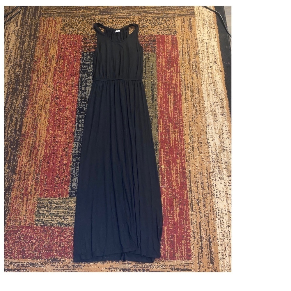 Gap size small ladies black sleeveless maxi dress
